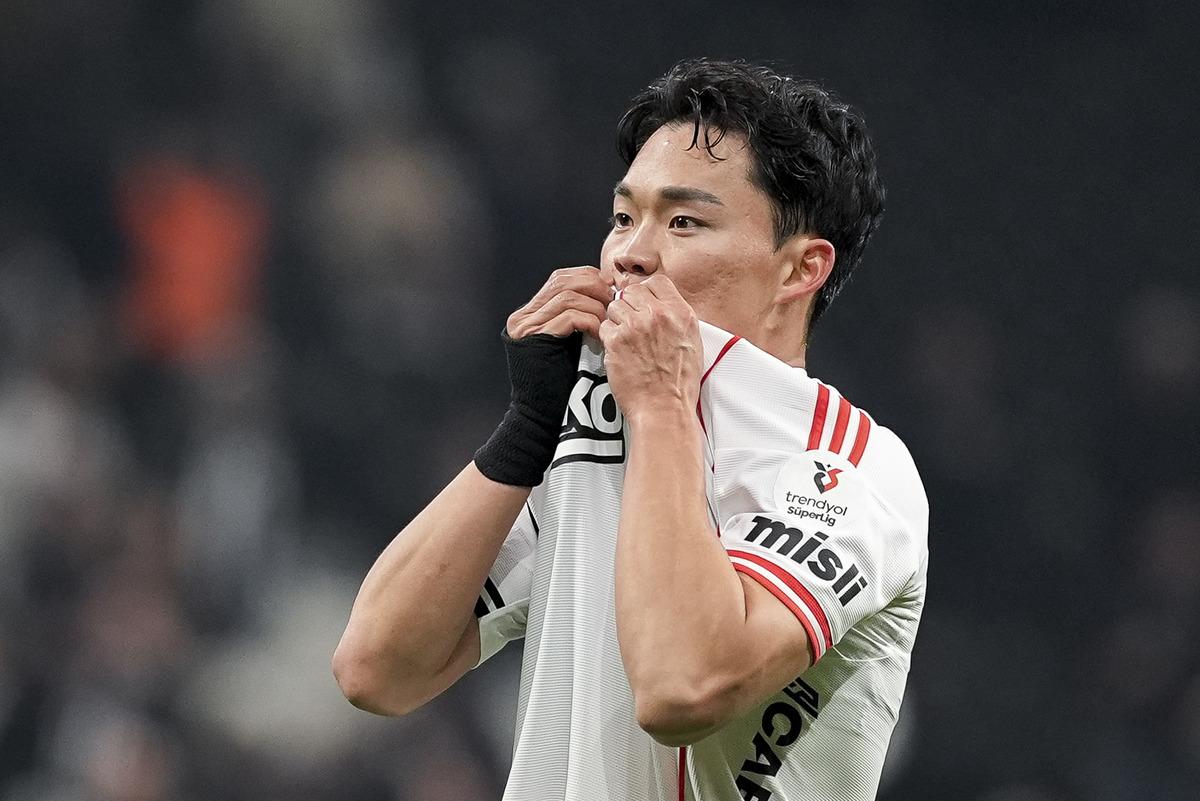 Durdurulamayan Koreli! Dolmabah&ccedil;e&rsquo;de Hyeon-gyu Oh fırtınası 2