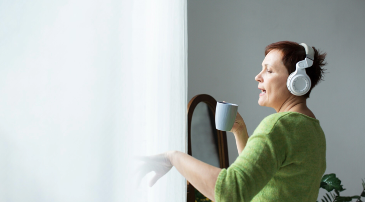 Temizliğe başlarken motivasyonunu hangi şarkıyla toplarsın?