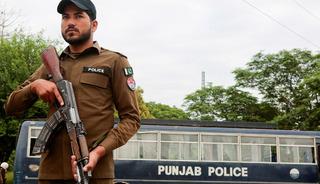 Ya anlaşma ya savaş! G&ouml;zler Pakistan'da... 