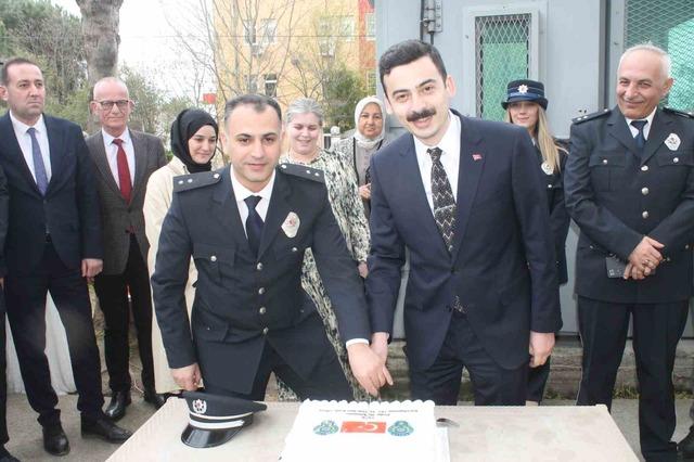 Manyas&rsquo;ta polis haftası kapsamında pasta kesildi 1