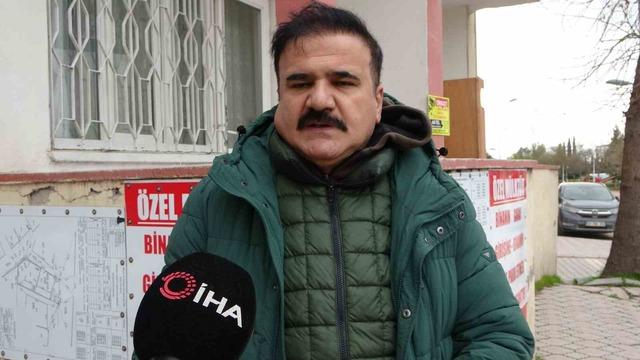 "M&uuml;lk&uuml;m" diyerek kaldırımı dubalarla kapattı 3