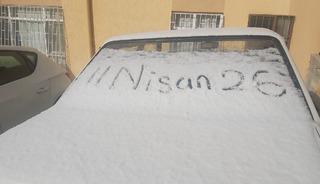 Ankara'da nisan ayında kar s&uuml;rprizi!