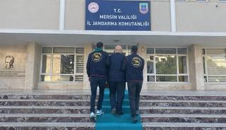 Mersin'de firari h&uuml;k&uuml;ml&uuml; saklandığı &ccedil;adırda dron destekli operasyonla yakalandı