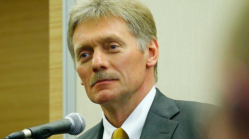 Macron'un 'T&uuml;rkiye'yi Rusya'dan ayırdık' s&ouml;zlerine Kremlin'den yanıt