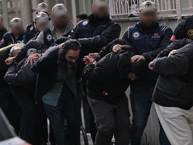 Adliyeye b&ouml;yle sevk edildiler