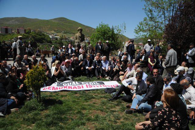 Tunceli'de 'OHAL değil, demokrasi istiyoruz' eylemi