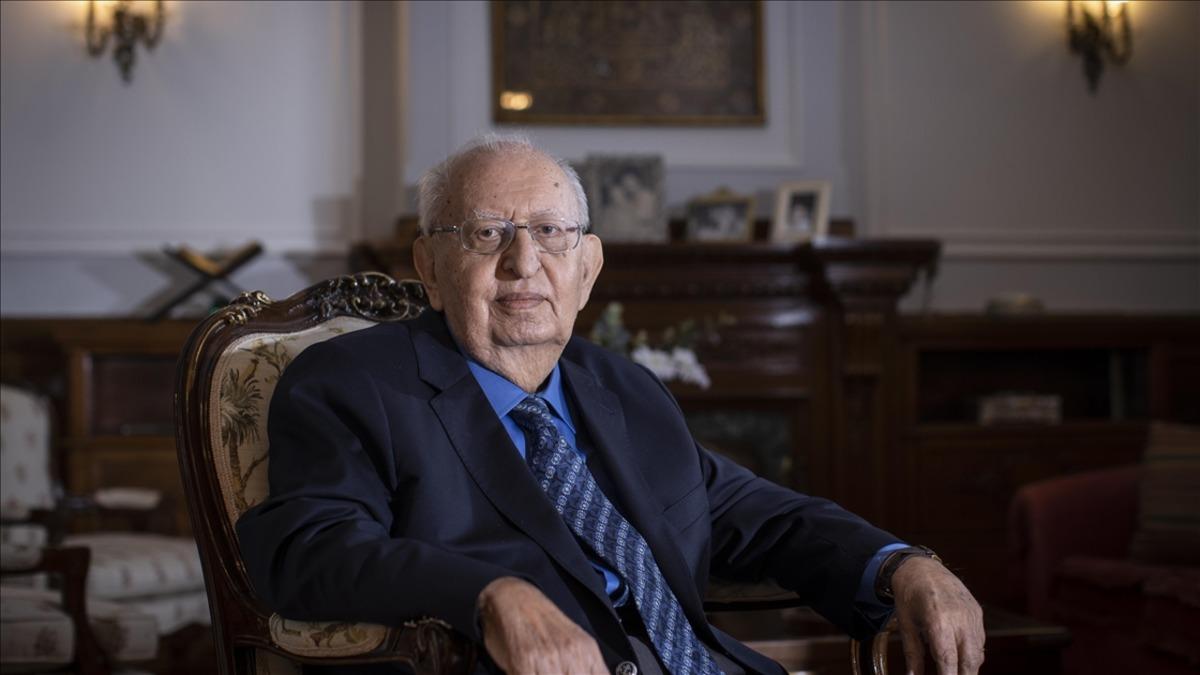 H&uuml;samettin Cindoruk hayatını kaybetti 1