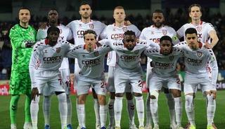 Samsunspor ge&ccedil;en sezonu mumla arıyor