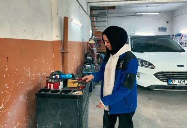 Zeynep&rsquo;in sanayide ustalık yolculuğu 1