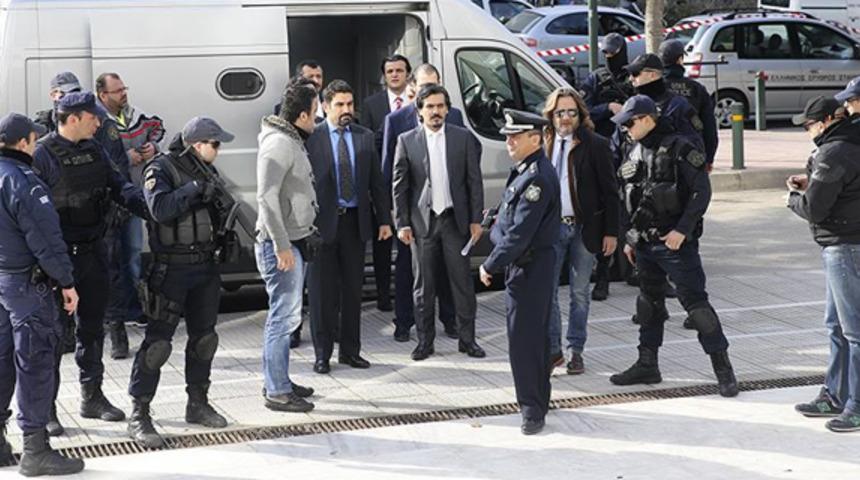 Yunan Bakan'dan 8 darbeci asker hakkında skandal açıklama