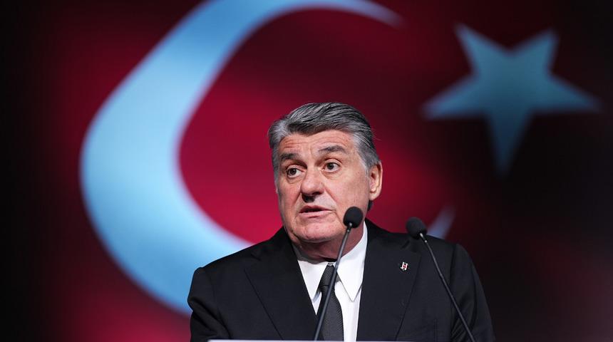 Beşiktaş Başkanı Serdal Adalı TFF'ye seslendi! 'Sahaya talimat alıp &ccedil;ıkanlar...'