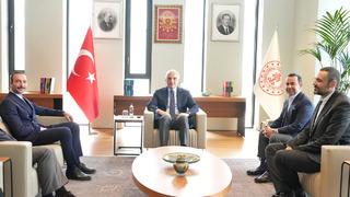 Son dakika: K&uuml;lt&uuml;r ve Turizm Bakanı ile oyuncu G&ouml;rkem Sevindik bir araya geldi