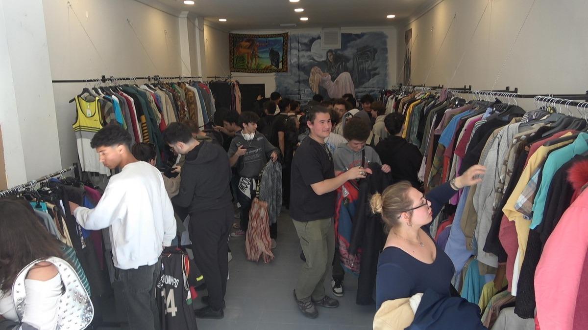 200 TL olduğunu duyan geldi: Kapıyı kapattılar! 3