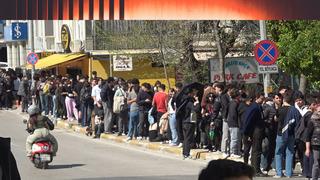 Son dakika: 200 TL olduğunu duyan geldi: Kapıyı kapattılar!