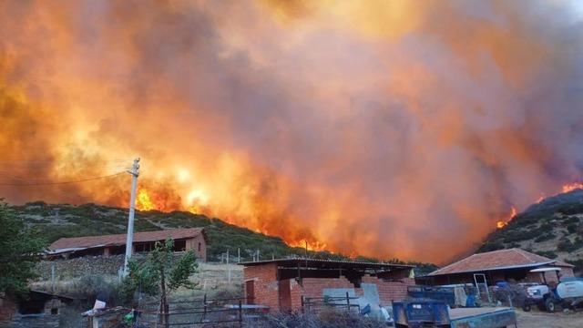 Salihli’de yangın riskine karşı yasak kararı