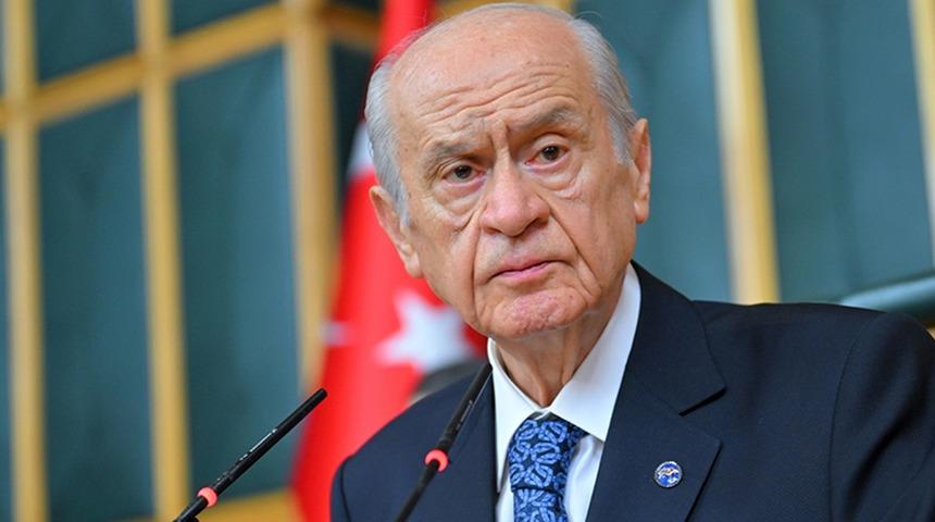 MHP lideri Bah&ccedil;eli'den İbrahim Tatlıses&rsquo;e ge&ccedil;miş olsun telefonu