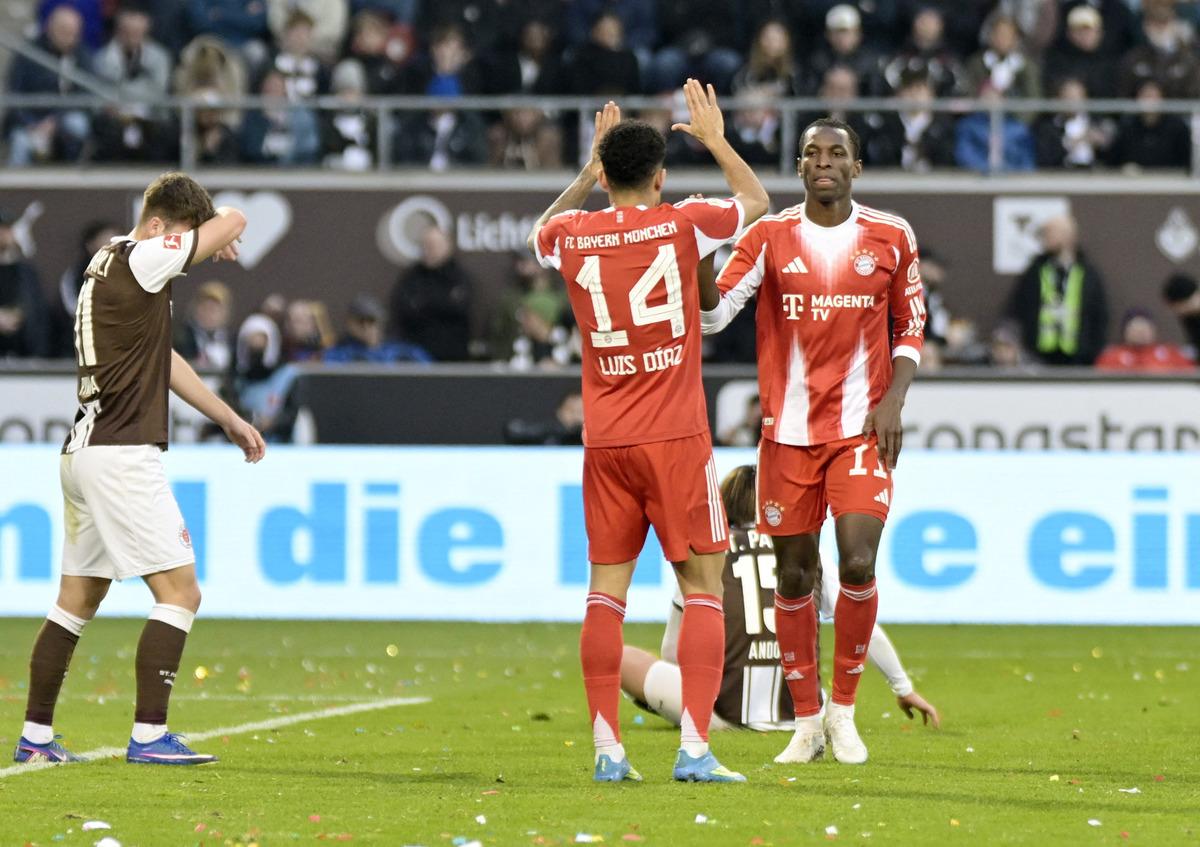 Bayern M&uuml;nih canavar modunu a&ccedil;tı! Tam 105 gol birden 2