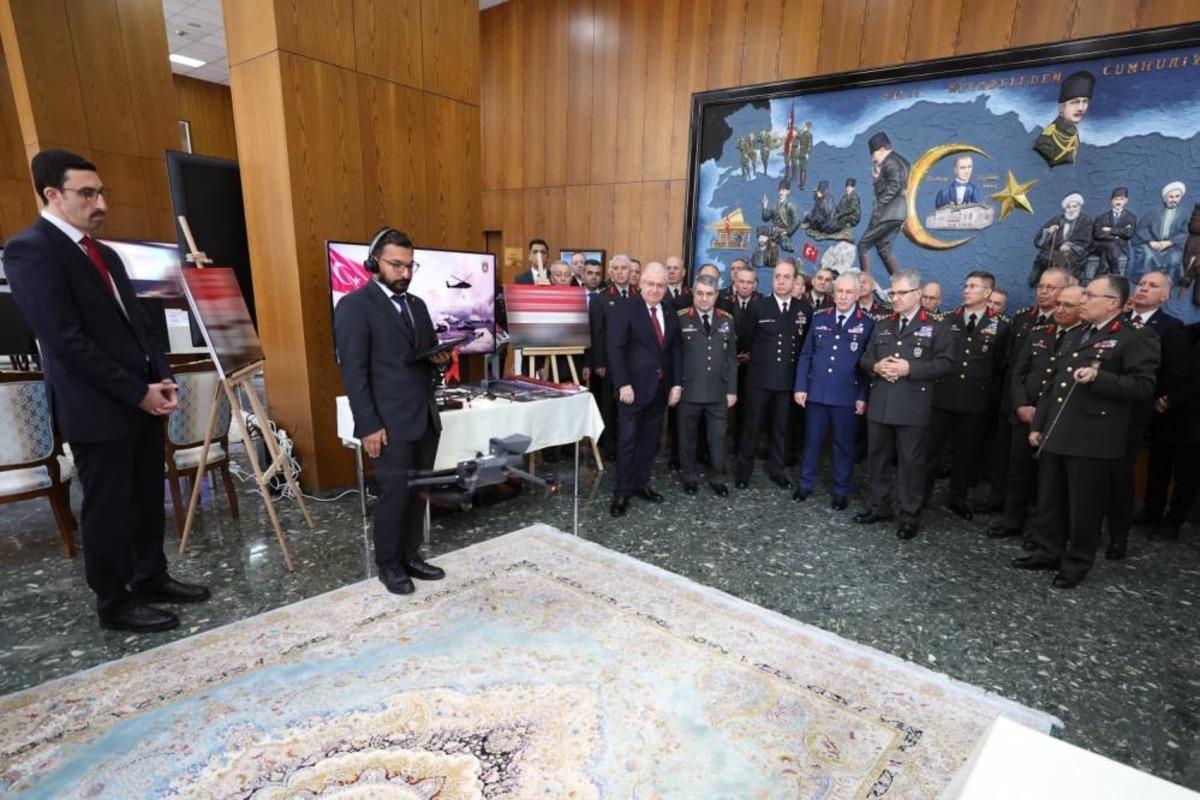 Bakan Güler, Kara Kuvvetleri Komutanlığındaki değerlendirme toplantısına katıldı 1