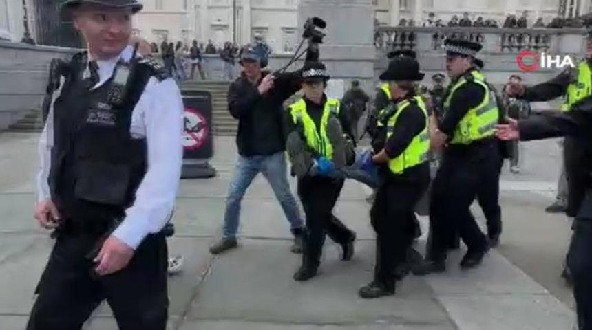 Londra polisinden Filistin&rsquo;e destek g&ouml;sterisine m&uuml;dahale: 212 g&ouml;zaltı 