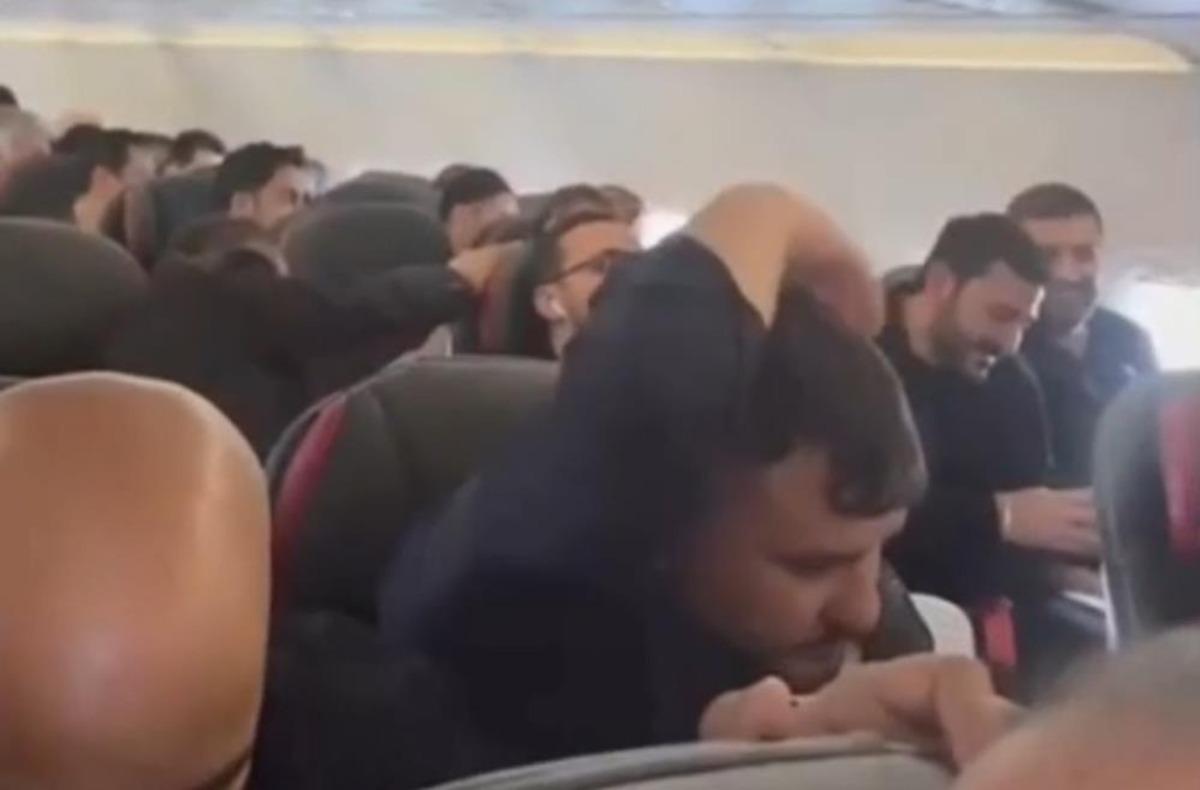 İstanbul-Van seferini yapan u&ccedil;ak zorlu hava şartlarına rağmen başarıyla indi 1