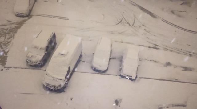 Yüksekova’da nisan karı: İlçe yeniden beyaza büründü, kartpostallık görüntüler ortaya çıktı 18