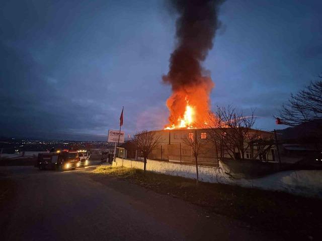 Kastamonu&rsquo;da fabrika yangını 2