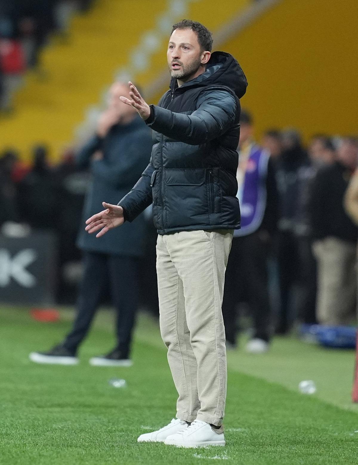 Ma&ccedil; sonu olay s&ouml;zler! "F.Bah&ccedil;e o kadar b&uuml;y&uuml;kse kupa kazansın!" 1