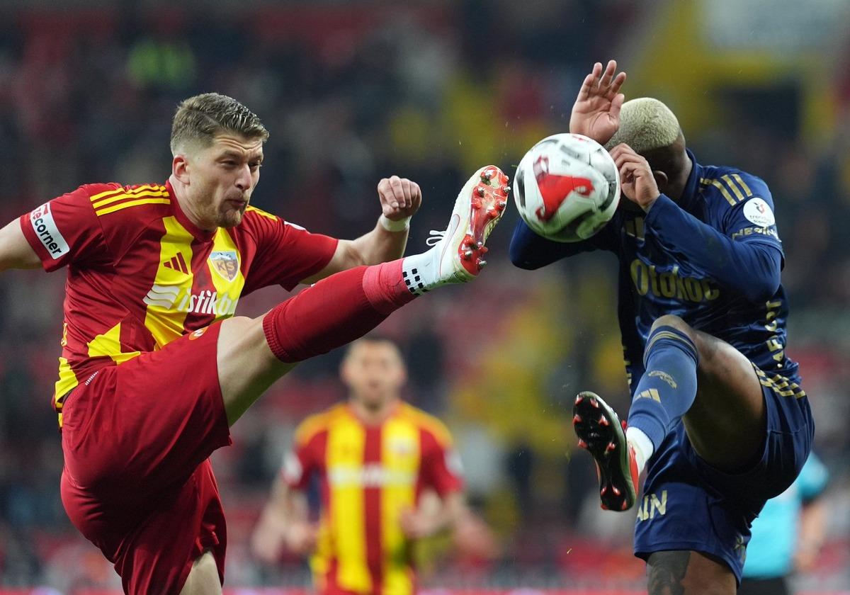 Ma&ccedil; sonu olay s&ouml;zler! "F.Bah&ccedil;e o kadar b&uuml;y&uuml;kse kupa kazansın!" 2