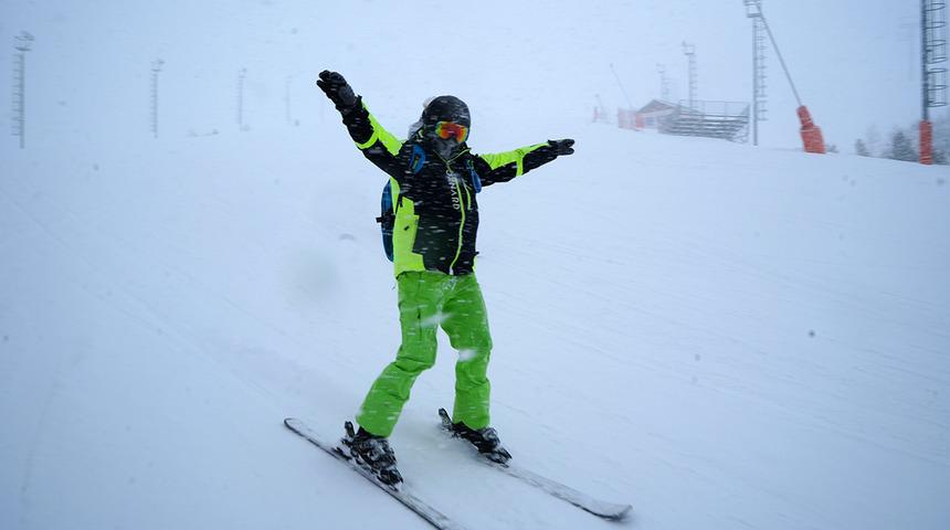 Paland&ouml;ken'de kayak sezonu o tarihe kadar uzatıldı