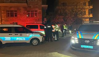 &Ouml;nce kaza yaptı, sonra arkadaşı arabayı ka&ccedil;ırdı! 