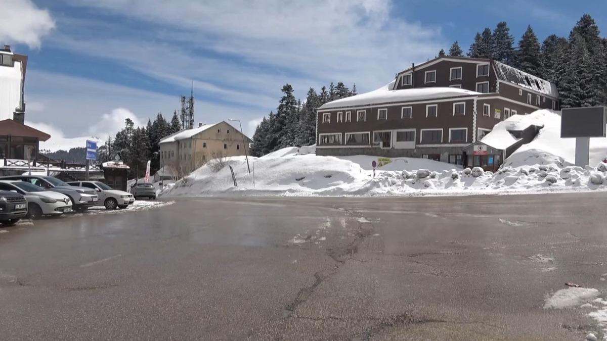 Türkiye nin "Beyaz Cennet"i boş kaldı! Kar var, tatilci yok 6