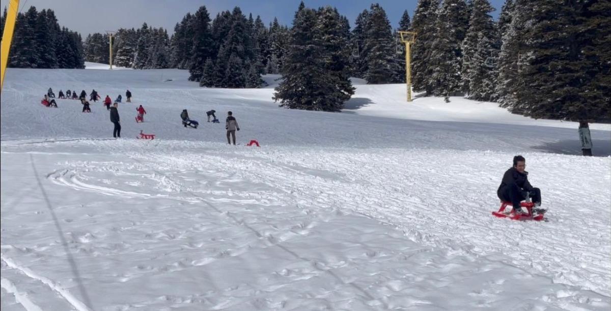Türkiye nin "Beyaz Cennet"i boş kaldı! Kar var, tatilci yok 5