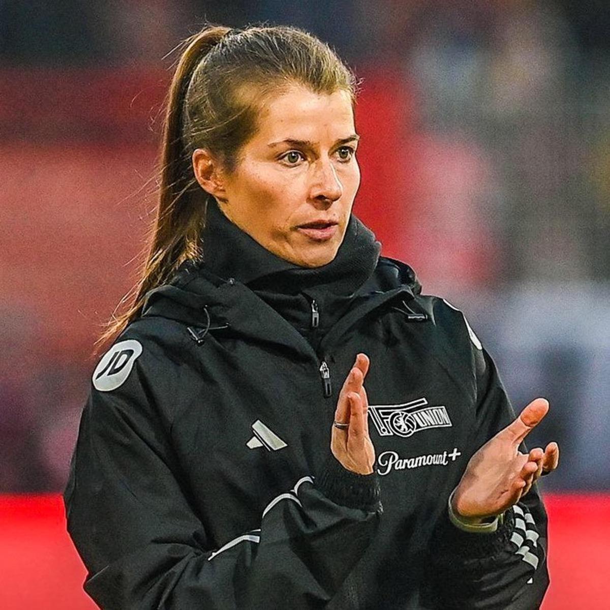 Bundesliga da devrim! İlk kadın teknik direkt&ouml;r Marie-Louise Eta 3