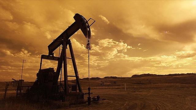 Suudi Arabistan petrol kapasitesini 7 milyon varile çıkardı