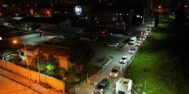 Adana&rsquo;da uyuşturucu operasyonu: 15 g&ouml;zaltı 3