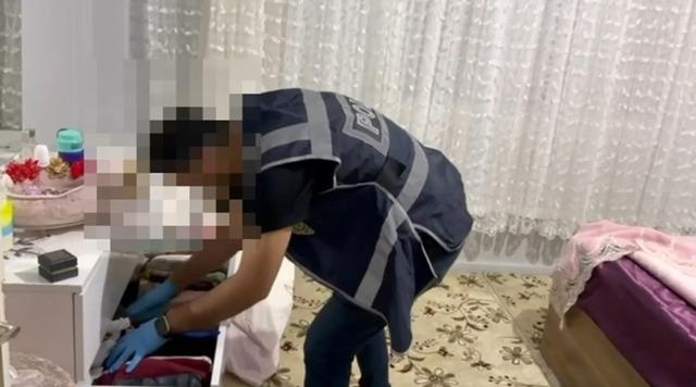 Adana&rsquo;da uyuşturucu operasyonu: 15 g&ouml;zaltı 1