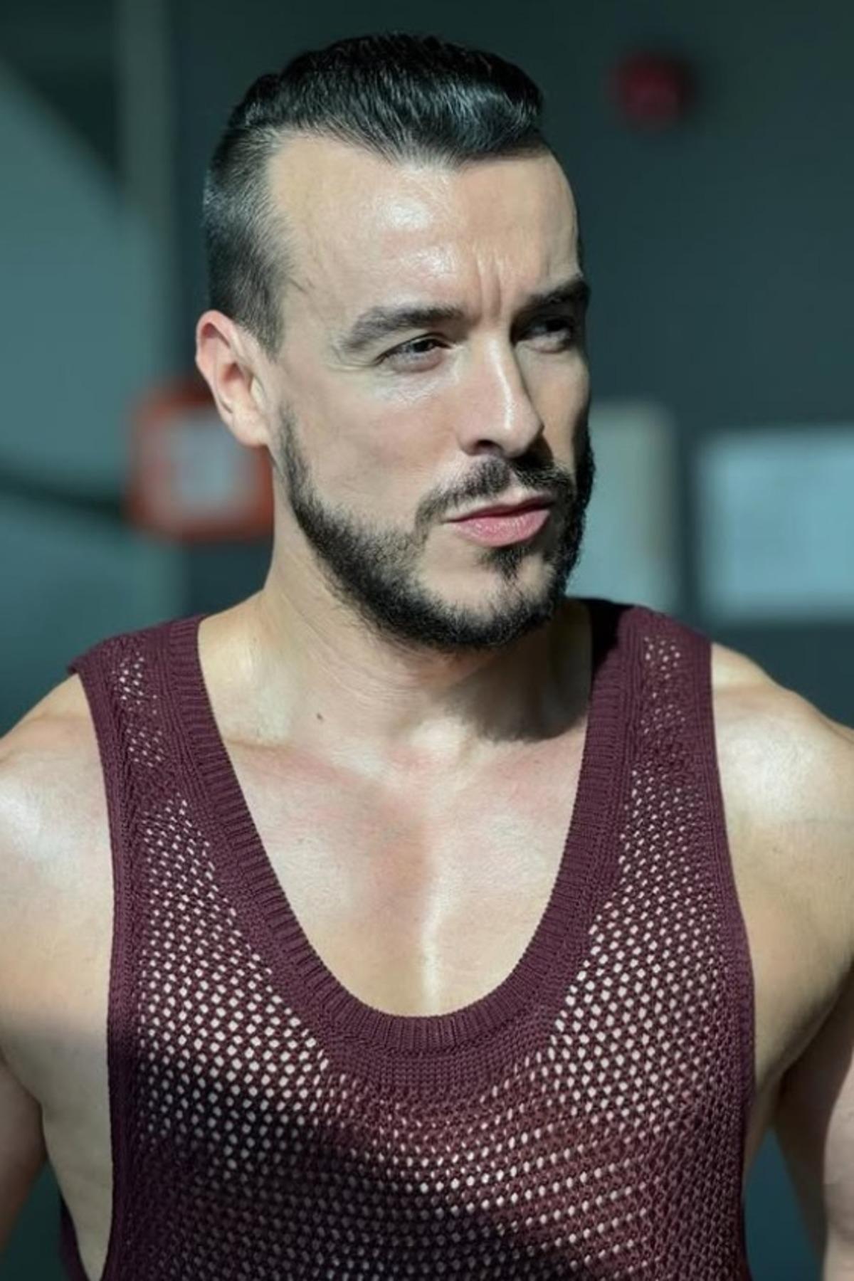 Hakkında gözaltı kararı verildi! Cem Adrian dan ilk açıklama geldi 1