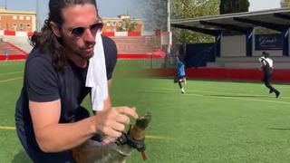 İspanya'da skandal olay! Müslüman futbolcuları domuz etiyle kovaladı