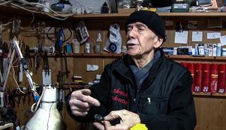 69 yıldır 20 metrekarede altına hayat veriyor