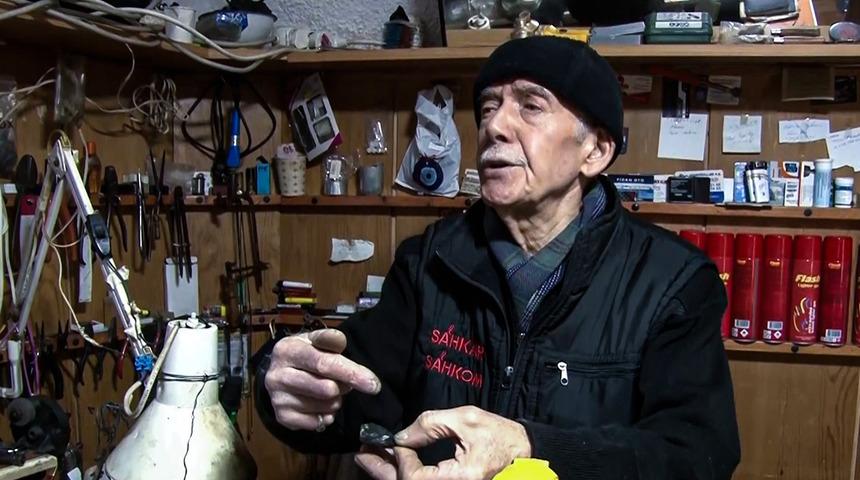 69 yıldır 20 metrekarede altına hayat veriyor