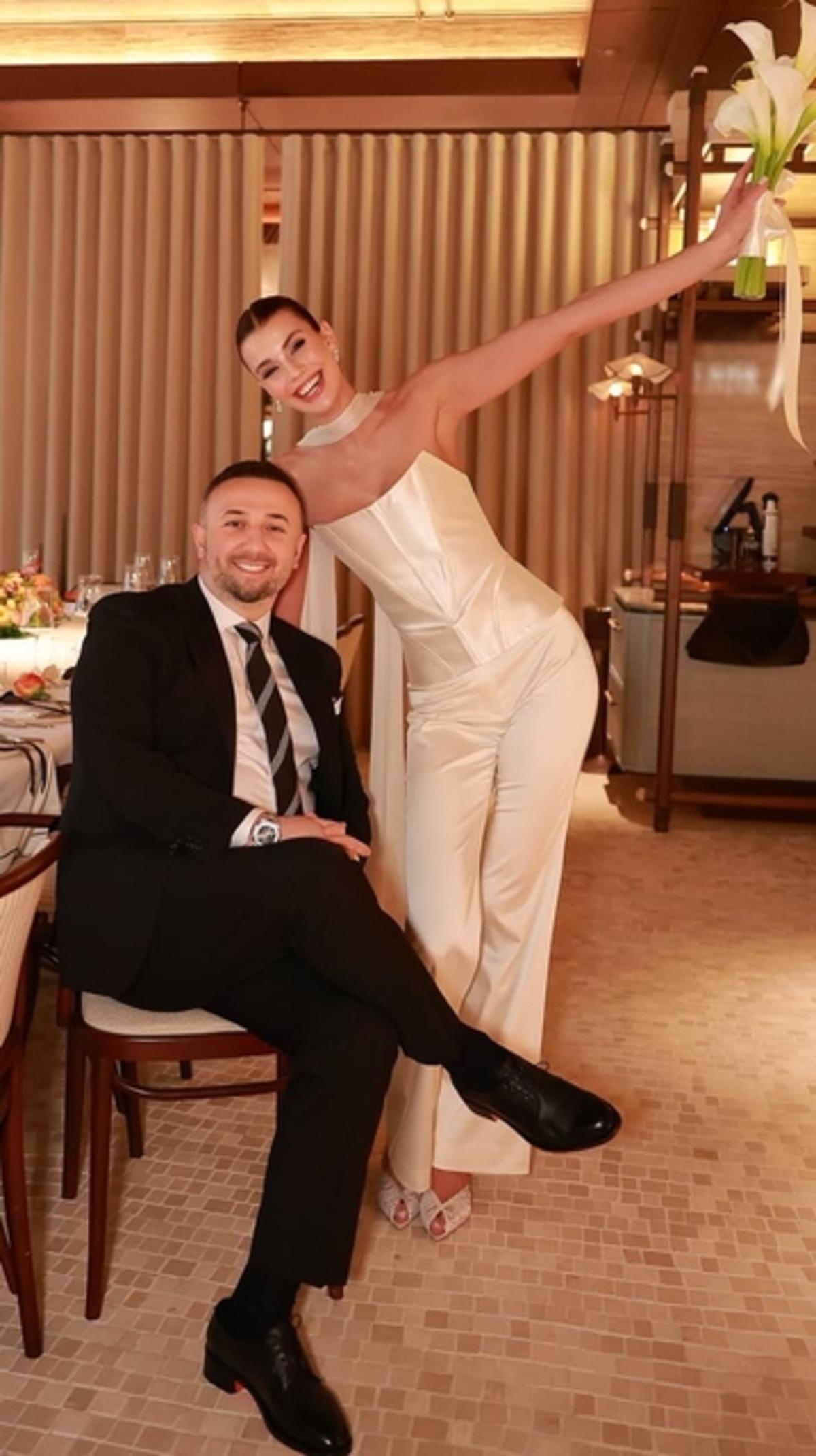 Büyük aşkta mutlu son! Sezgi Sena Akay ve Erdinç Acar evlendi 1