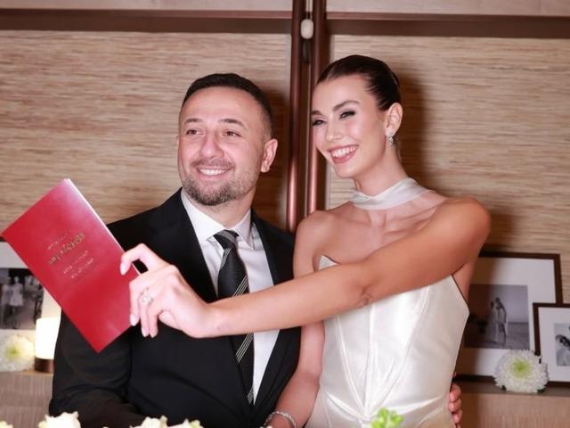 B&uuml;y&uuml;k aşkta mutlu son! İşte nikahtan kareler