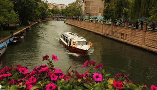 D&uuml;nya o ilimizi konuşuyor! Avrupa şehirlerini solladı