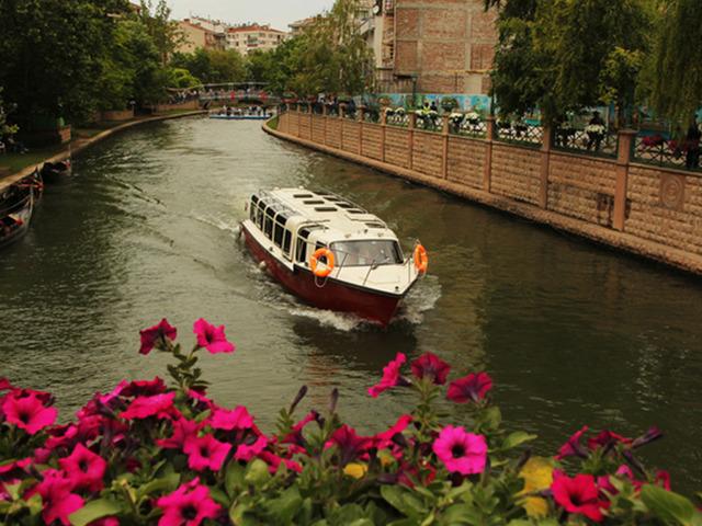 D&uuml;nya o ilimizi konuşuyor! Avrupa şehirlerini solladı