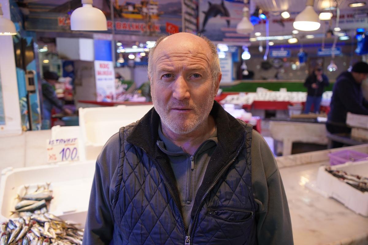 Yasağa günler kala sezonun son balıkları vatandaşla buluşuyor 3