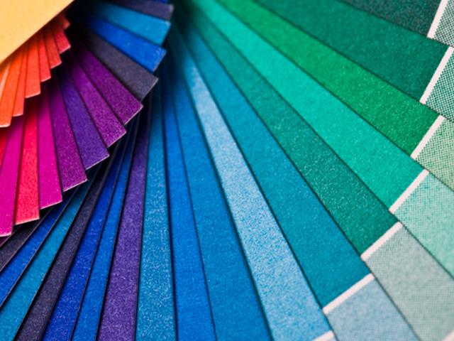 D&uuml;ş&uuml;k &ouml;zg&uuml;venli kişiler bu renkleri tercih ediyor!