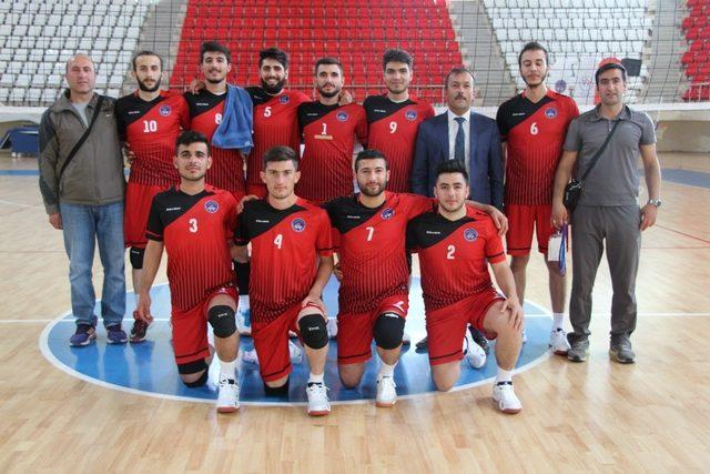 KYK Voleybol Turnuvası Türkiye Finali Grup Maçları Başladı