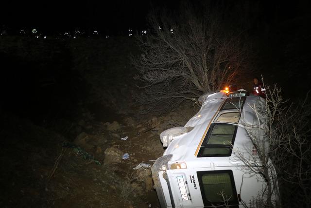Trafik kazasında hayatını kaybeden maden işçisi Malatya da toprağa verildi 3