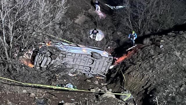 Malatya'da işçi servisi devrildi: 2 ölü, 10 yaralı