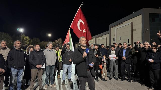 Malatya'da, İsrail'in Filistinli esirlere yönelik idam yasası protesto edildi